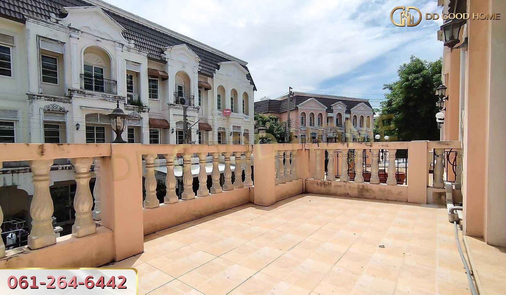 หมู่บ้าน เออร์เบิน สาทร (Baan urban sathorn) ทาวน์เฮ้าส์ 3 ชั้น แขวง บางจาก เขต ภาษีเจริญ ใกล้รถไฟฟ้า