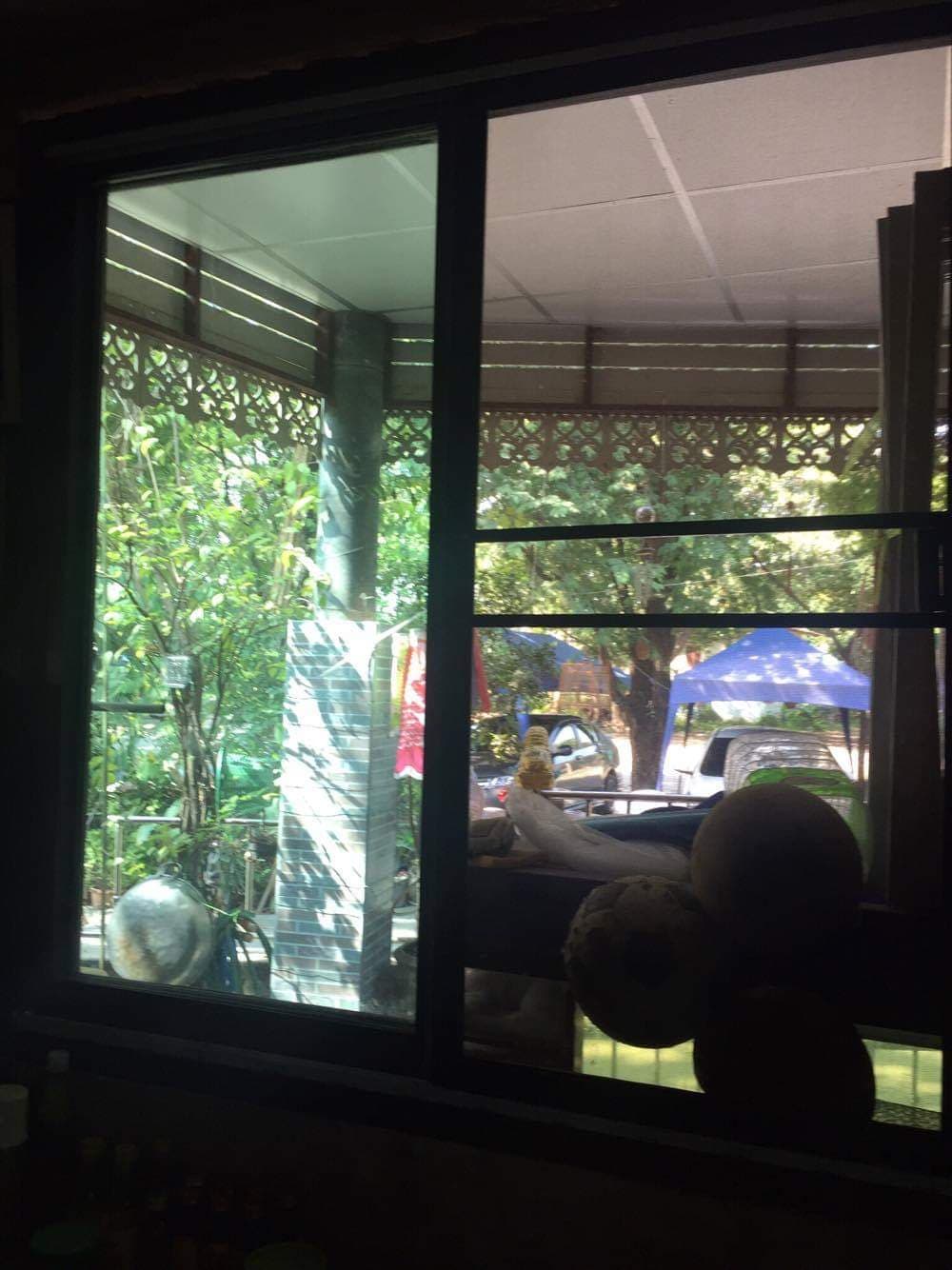 รับต่อเติมบ้านและงานอื่นๆ กันสาดหน้าบ้าน โรงจอดรถ ห้องน้ำ ห้องครัว เดินไฟ อื่นๆงานเล็กงานน้อย-งานมาก ไปหมด ราคาย่อมเยาว์ รับประกัน 1 เดือน กรณีมีปัญหาหลังต่อเติม2+5