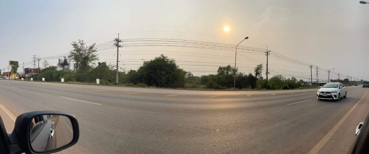 ที่ดินติดถนนใหญ่ 4 เลน อ.เมือง จ.สกลนคร 