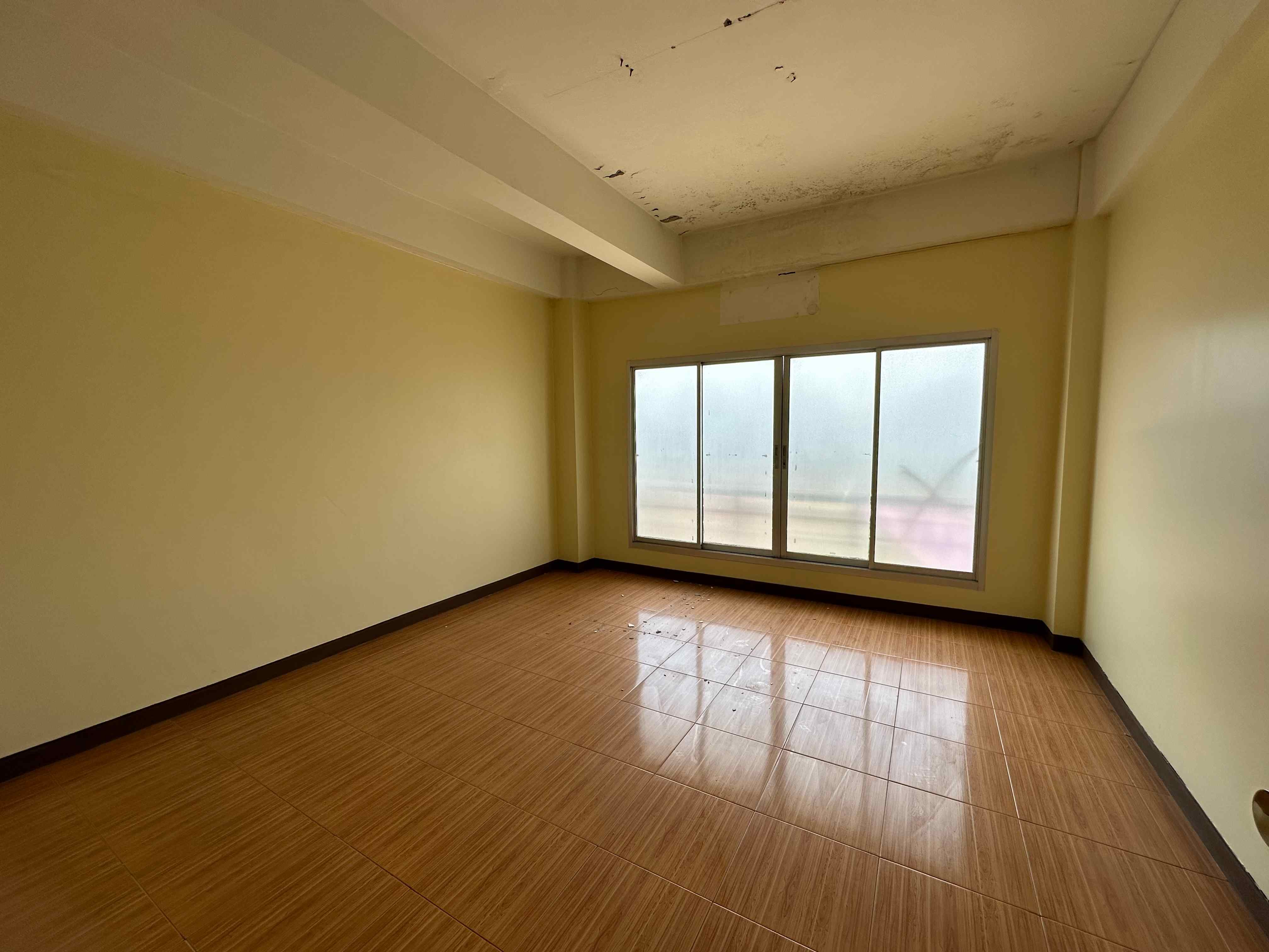 ขายอาคารพาณิชย์ 2คูหา ทะลุกัน โครงการเดอะไอยาราแชร์ 