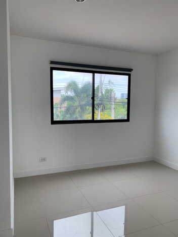 ขายอาคารพาณิชย์ หน้าโครงการ THE CONNECT พัฒนาการ 38  เขตสวนหลวง กรุงเทพมหานคร(เจ้าของขายเอง)