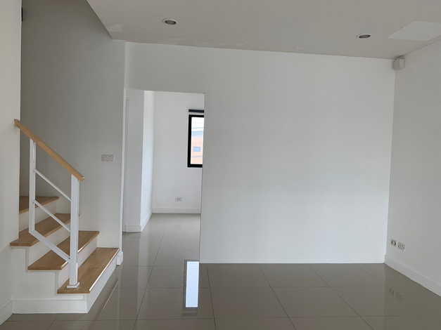 ขายอาคารพาณิชย์ หน้าโครงการ THE CONNECT พัฒนาการ 38  เขตสวนหลวง กรุงเทพมหานคร(เจ้าของขายเอง)