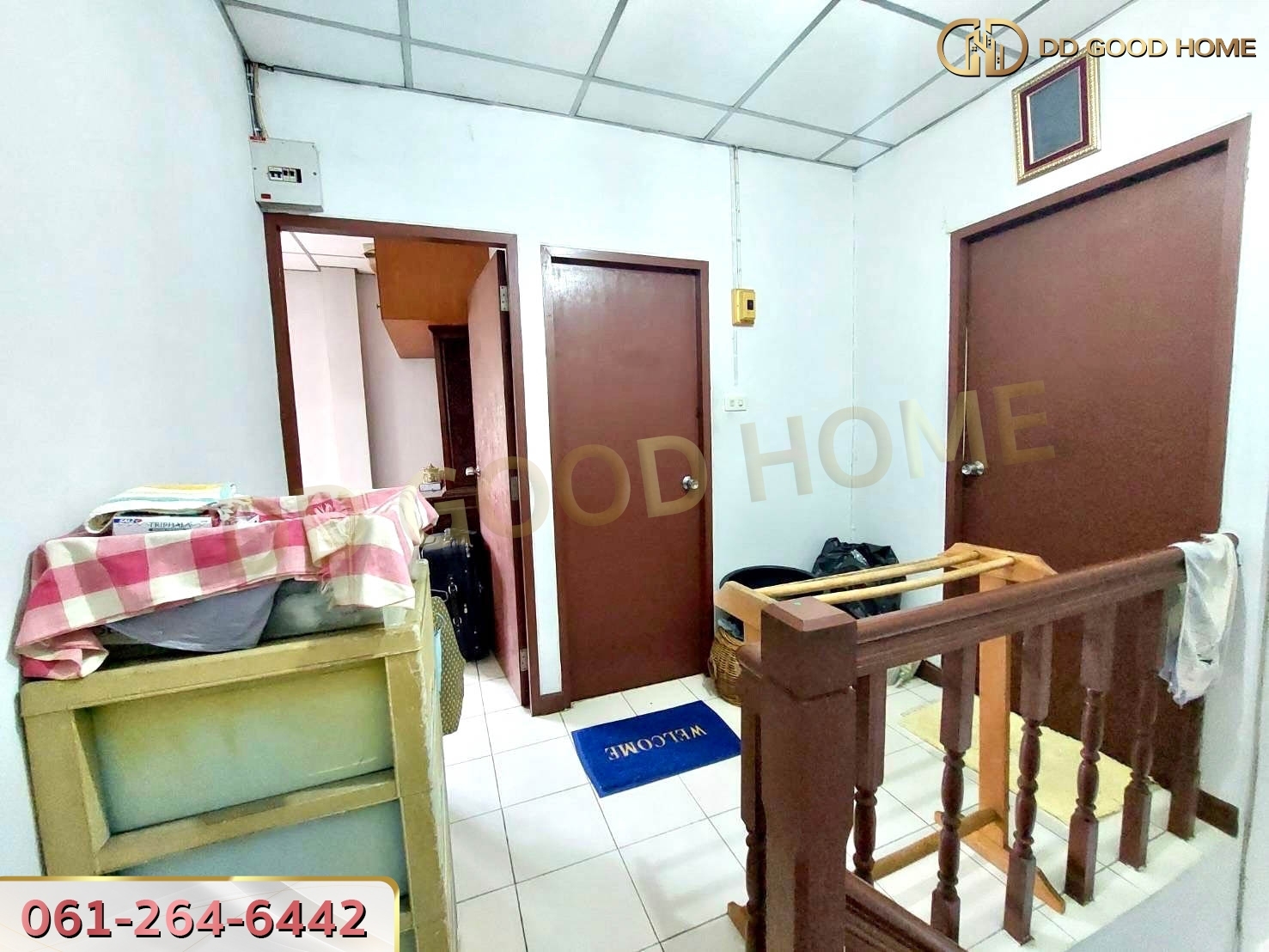 หมู่บ้านลลิษา แพรกษา (Baan Larisa Phraeksa) ทาวน์เฮ้าส์ 2 ชั้น หลังมุม ต.แพรกษา อ.เมืองสมุทรปราการ