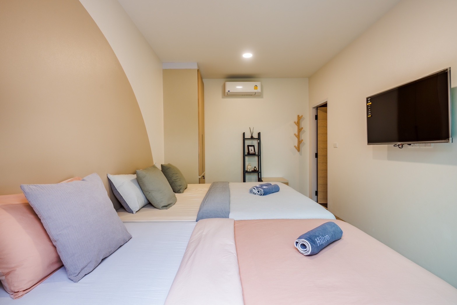 เปิดประสบการณ์ Pool Villa ชะอำ-หัวหิน ส่วนตัว สไตล์รีสอร์ท ในบรรยากาศวิวเขา เหมาะกับทุกวัย