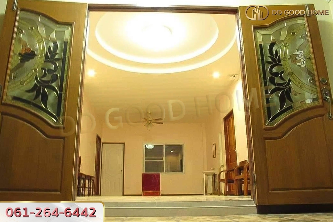 บ้านเดี่ยว 1 ชั้นครึ่ง 5 ห้องนอน 4 ห้องน้ำ พร้อมที่ดิน 271 ตร.ว. ต.หนองรี จ.ชลบุรี