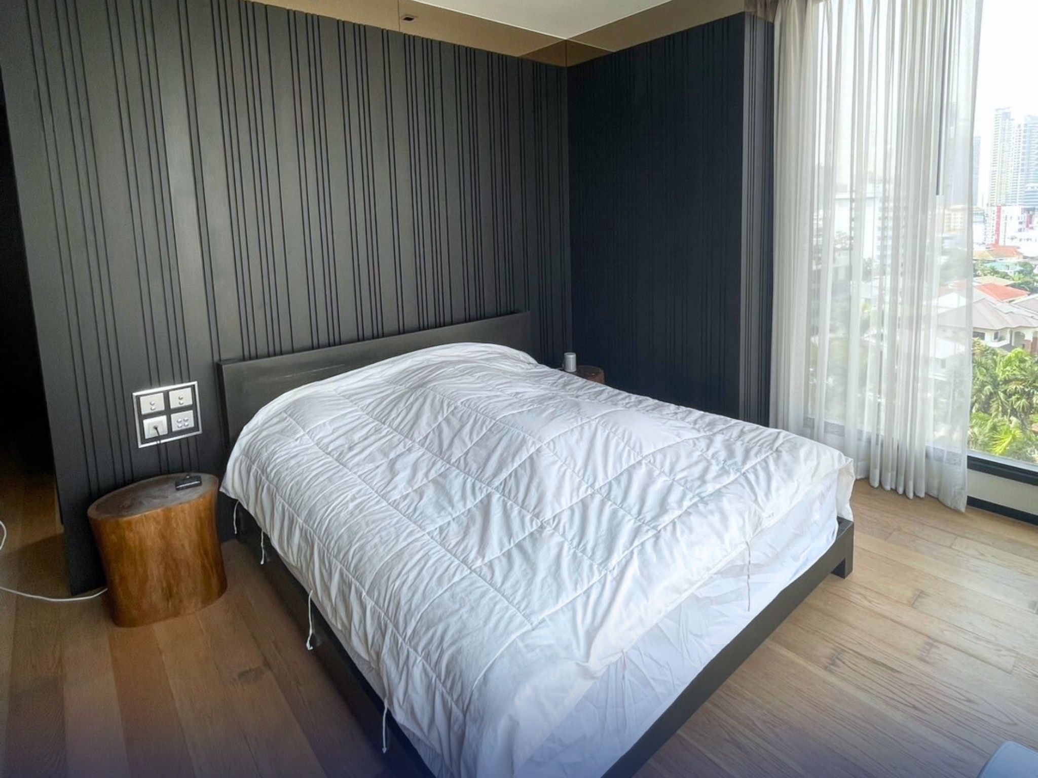 ขายคอนโดหรู ระดับ Super Luxury พร้อมสิ่งอำนวยความสะดวกและบริการระดับ5ดาว ใกล้BTSทองหล่อ250ม. โครงการ BEATNIQ สุขุมวิท32