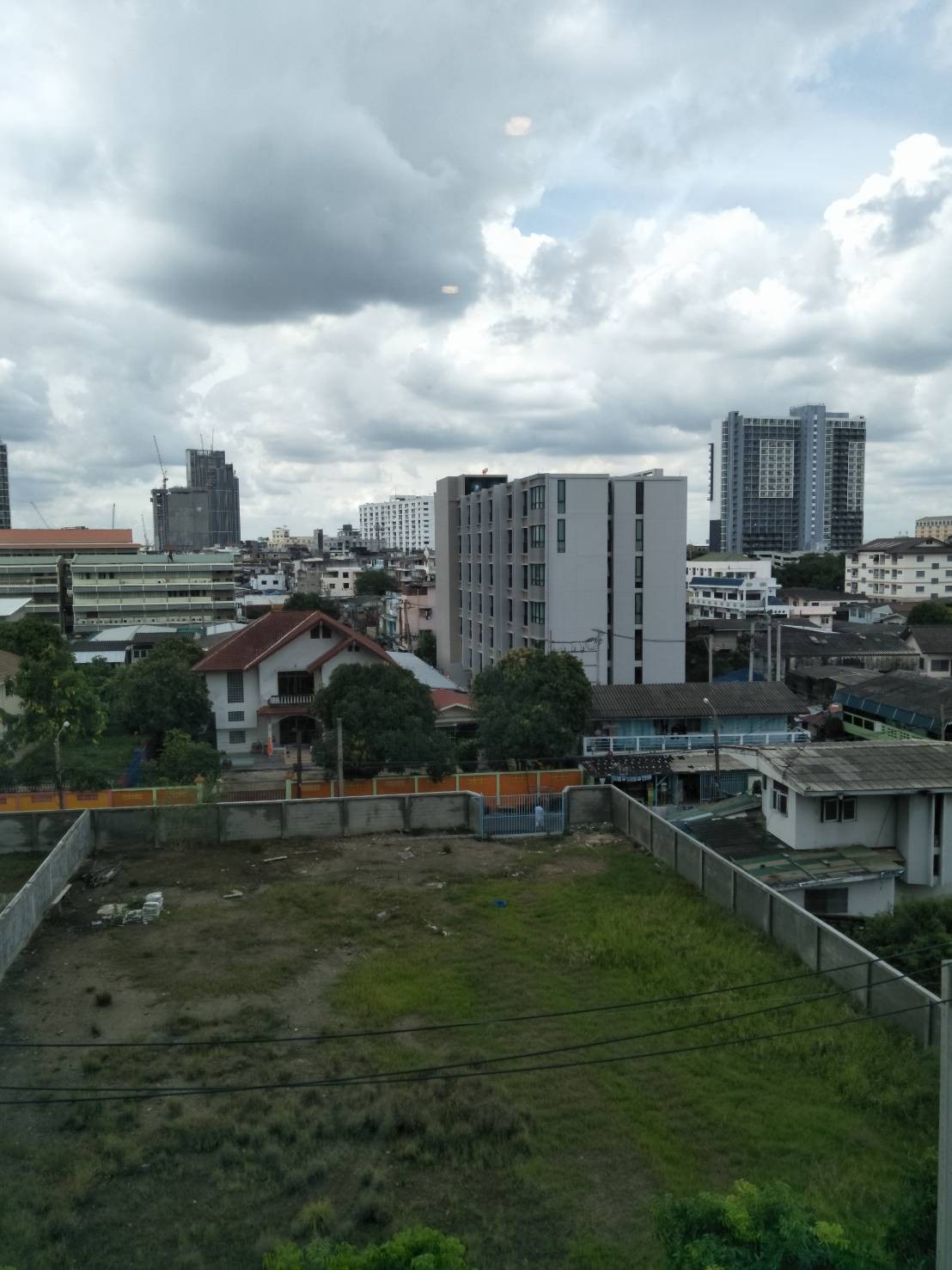 ขายคอนโด(พร้อมผู้เช่า) โครงการ The Sky Sukhumvit (103/4) ติด Bangkok Mall
