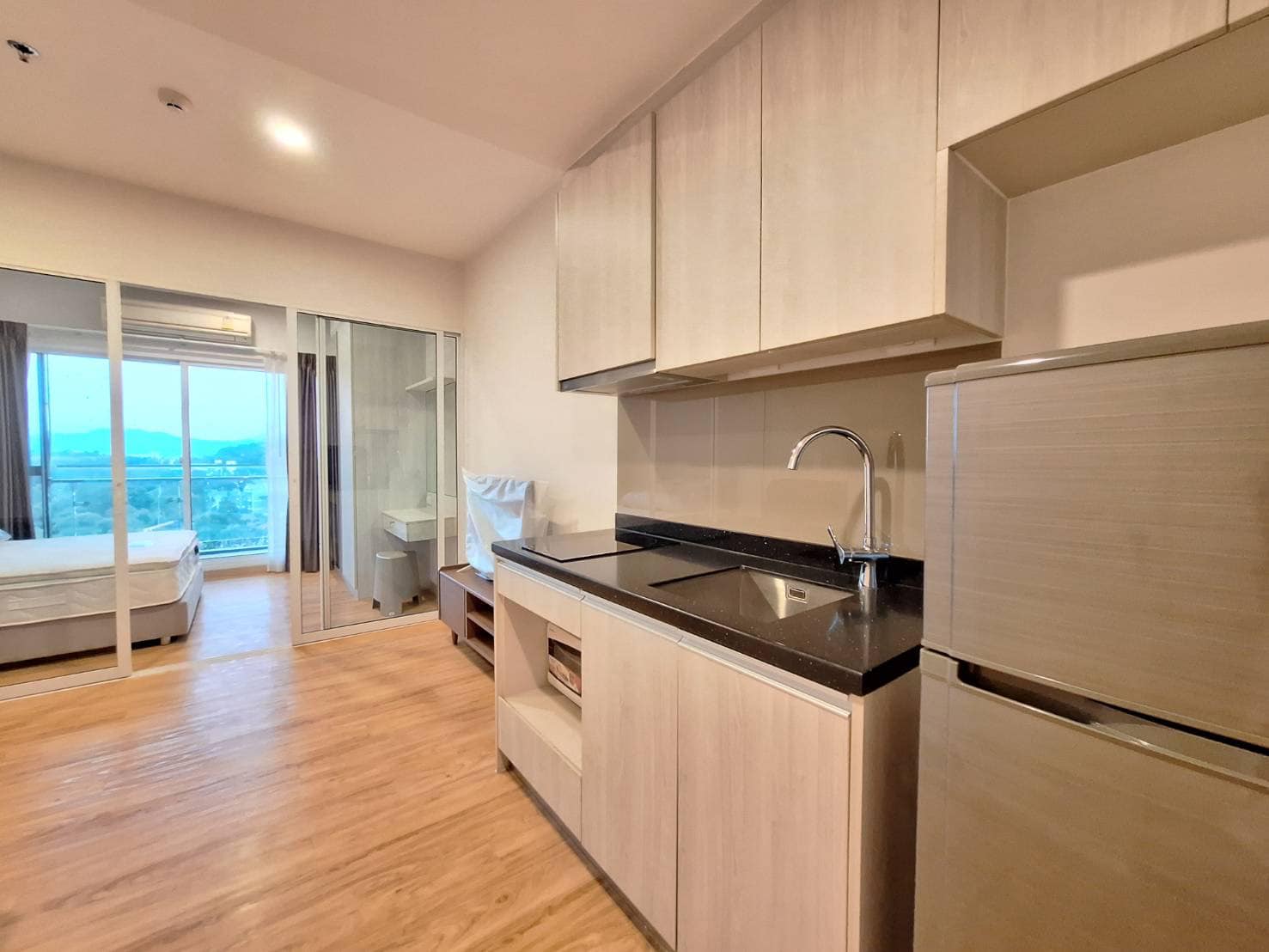 ให้เช่าคอนโดหรู The zea condo Sriracha
