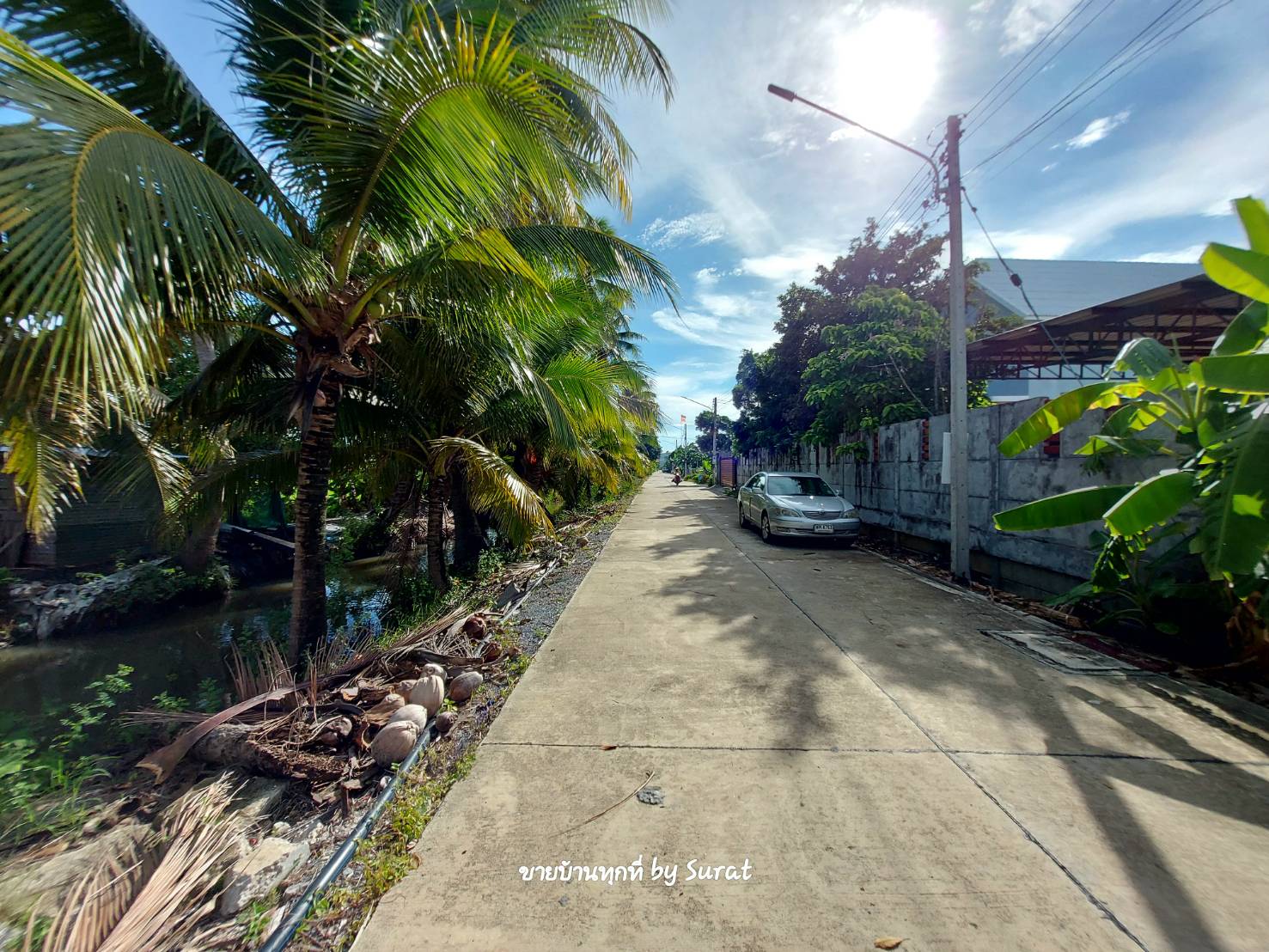 ขาย ที่ดิน ทำเลดี 4  ไร่ครึ่ง ใกล้พุทธมณฑล และวัดญาณฯ เข้าออกได้ทั้ง สาย 4 และ 5