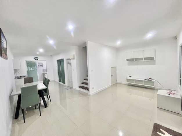 ขายทาวน์โฮม หมู่บ้านอาร์เค พาร์ค2 (รามอินทรา-ซาฟารี) แขวงบางชัน  เขตคลองสามวา กทม. (เจ้าของขายเอง) Townhome RK PARK Village 2 (Ramintra-Safari) for sale