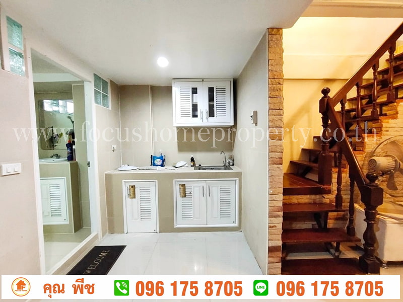 ขาย ทาวน์เฮ้าส์ หมู่บ้าน เอกลดา รัตนาธิเบศร์ (ซอยวัดไผ่เหลือง)