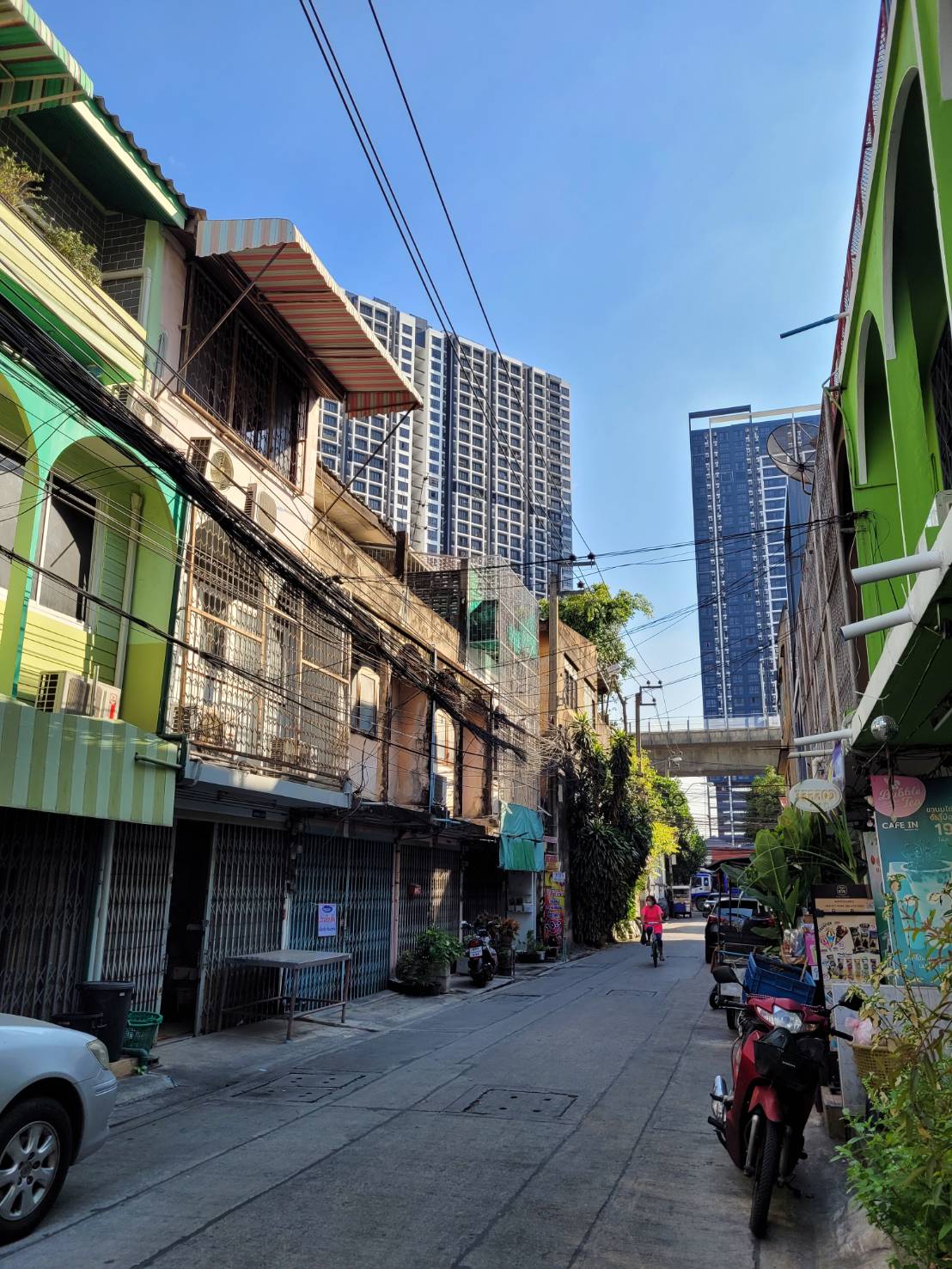 ขายหรือให้เช่าอาคารพานิช