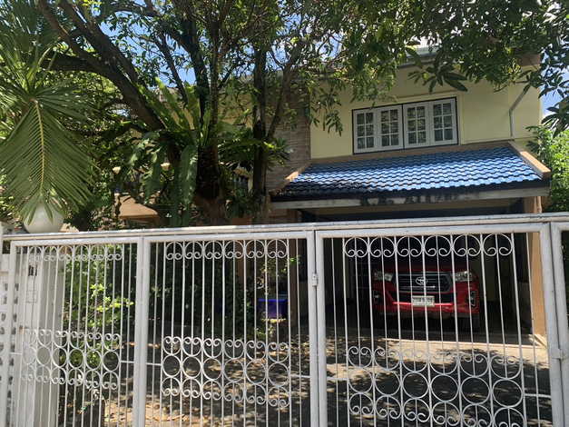 ขายบ้านเดี่ยว  2 ชั้น  หมู่บ้านสุดจิตนิเวศน์ พระรามสอง  ทำเลดี เดินทางสะดวก ร่มรื่นติดบิ๊กซี และใกล้เซนทรัลพระราม 2