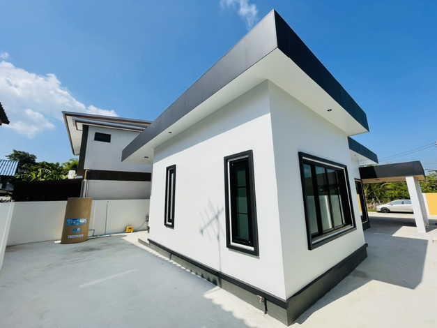 ขายบ้านชั้นเดียว สไตล์โมเดิร์น ใกล้แหล่งชุมชน ตำบลหัวรอ จ.พิษณุโลก