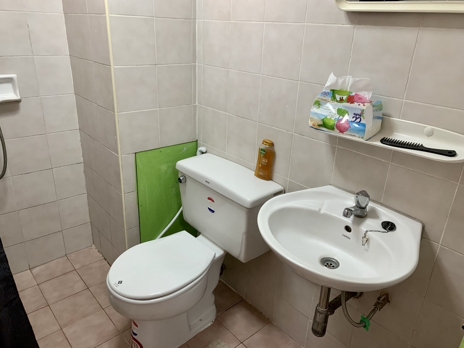 ขายห้อง คอนโดมิเนียมภัทรสรณ์ เพลส  เฟอร์นิเจอร์ครบ พร้อมอยู่ ซอย เพชรเกษม 33/8 ทำเลดี  ใกล้รถไฟฟ้าสายสีน้ำเงิน