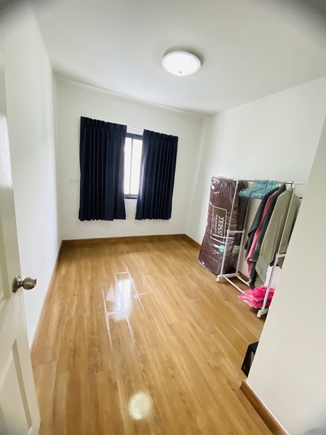 ขายบ้านลภาวัน 23 ติดถนนใหญ่ 345-ราชพฤกษ์ แปลงมุมตกแต่งพร้อมอยู่ *ฟรีค่าโอน