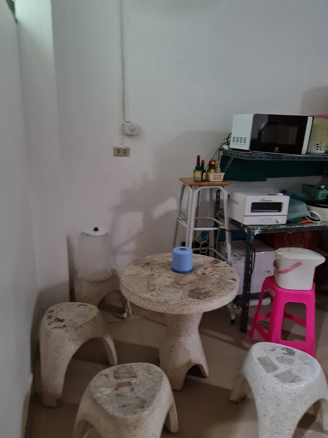 ขายอาคารพาณิชย์เปิดเป็นคลินิกศัลยกรรมความงาม เปิดมานานแล้ว20ปี มีทุกอย่างให้พร้อม อำเภอหัวหิน