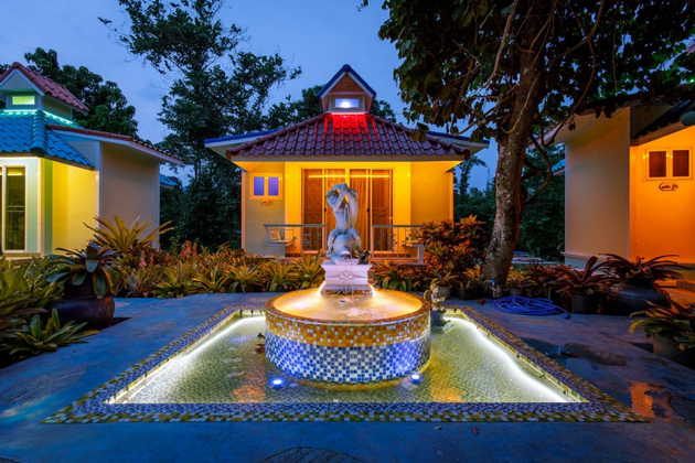 ขายอุ่นเรือนรีสอร์ทพร้อมประกอบธุรกิจ ทำเลทอง ตำบลสาริกา อำเภอเมือง นครนายก