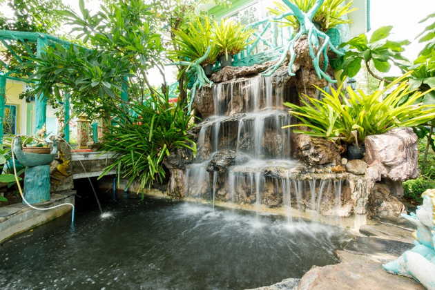 ขายอุ่นเรือนรีสอร์ทพร้อมประกอบธุรกิจ ทำเลทอง ตำบลสาริกา อำเภอเมือง นครนายก