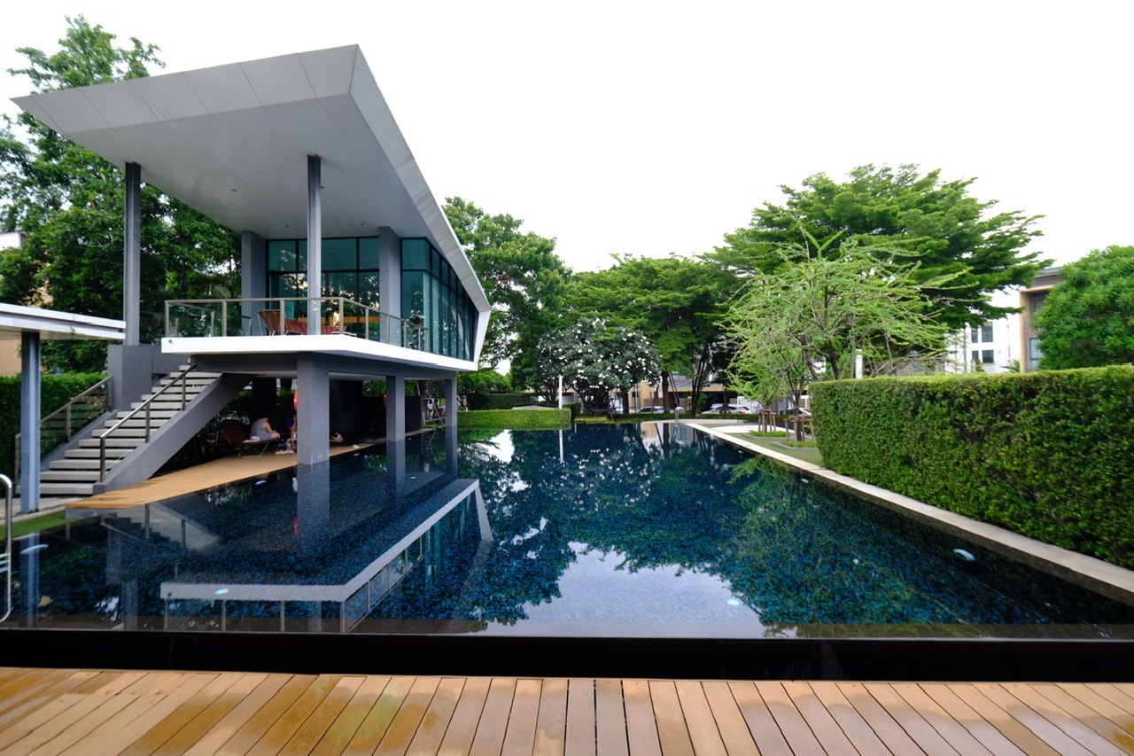 ขาย ทาวน์โฮมหรู the Landmark เอกมัย-รามอินทรา