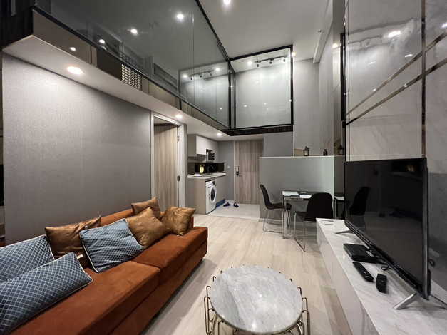 ขายคอนโด ไนท์บริดจ์ ไพรม์ สาทร ห้อง duplex ชั้น 27 ตกแต่งหรูแบบ Modern Luxury Style เขตสาทร กรุงเทพฯ 