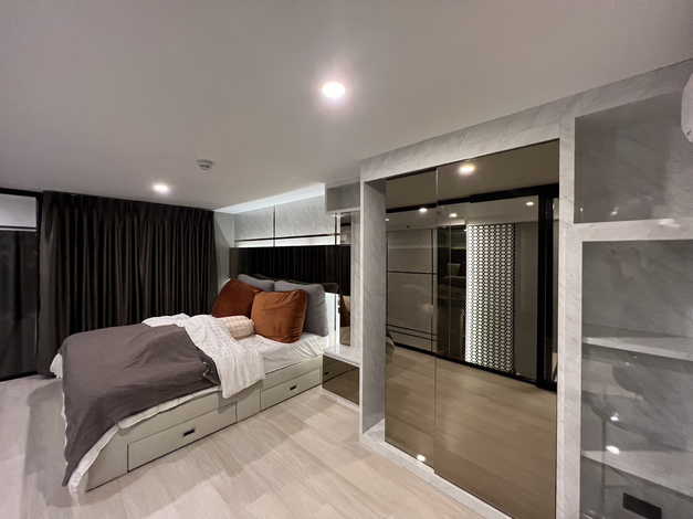 ขายคอนโด ไนท์บริดจ์ ไพรม์ สาทร ห้อง duplex ชั้น 27 ตกแต่งหรูแบบ Modern Luxury Style เขตสาทร กรุงเทพฯ 