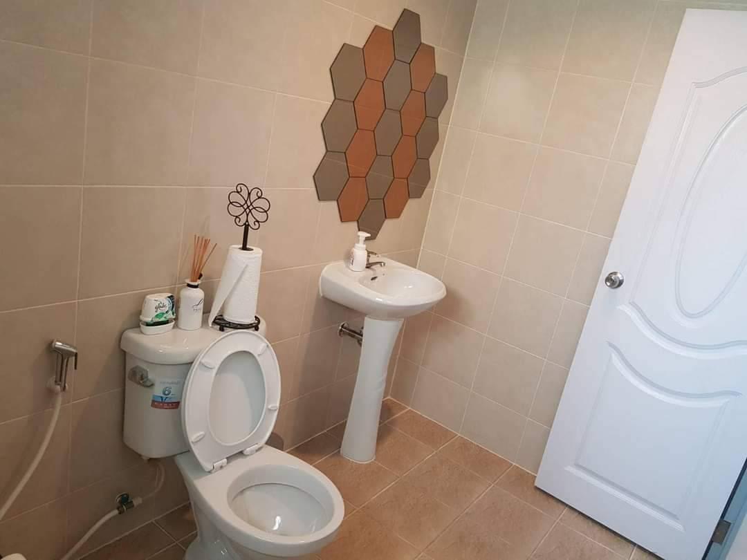 ให้เช่าอาคารสำนักงาน 4 ชั้น 2 คูหาทะลุกัน โครงการธนบุรี คอมเพล็กซ์ 