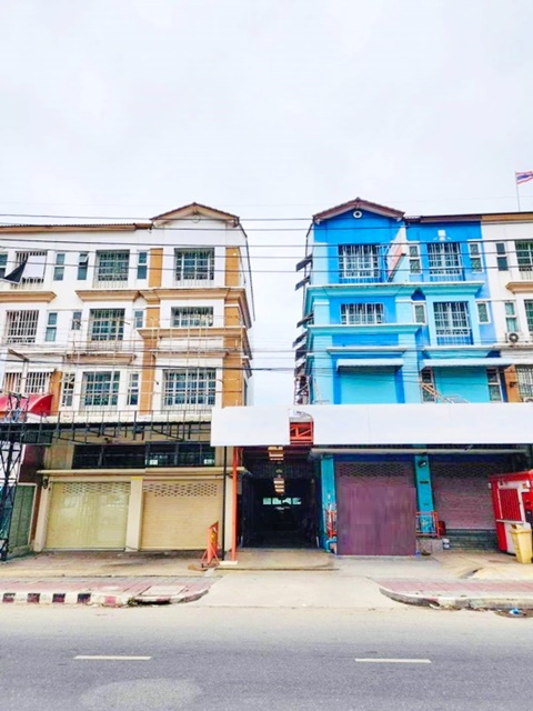 ให้เช่าอาคารพาณิขย์ 2 คูหา 37 ตร.ว. 638 ตรม.CHIC REPUBLIC อ้อมเกร็ด MRT บางรักใหญ่ DBS เด่นหล้า อินเตอร์ ถนนใหญ่ 10 เลน  ราชพฤกษ์ ทำเลทอง 