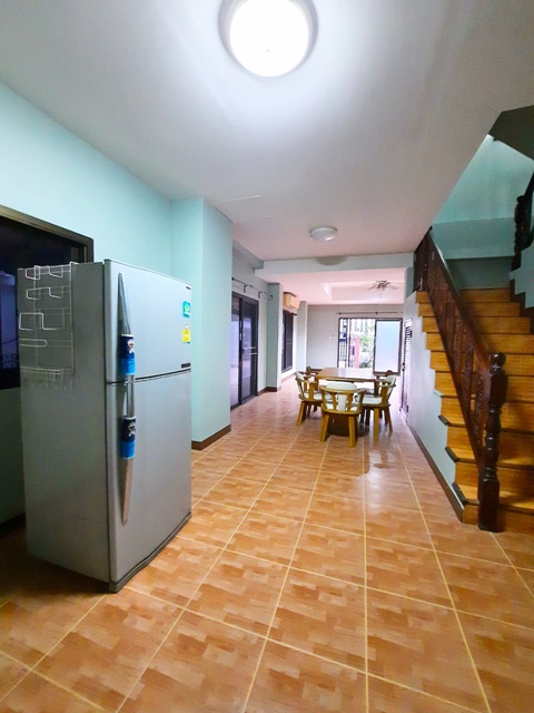 สยามพารากอน ใหญ่มาก ทาวเฮ้าส์ 2คูหา 8นอน BTS ราชเทวี เพชรบุรี 1-7 10แอร์  ราชเทวี Central World 202 ตรว. 8น้ำ จอดรถ 8คัน 