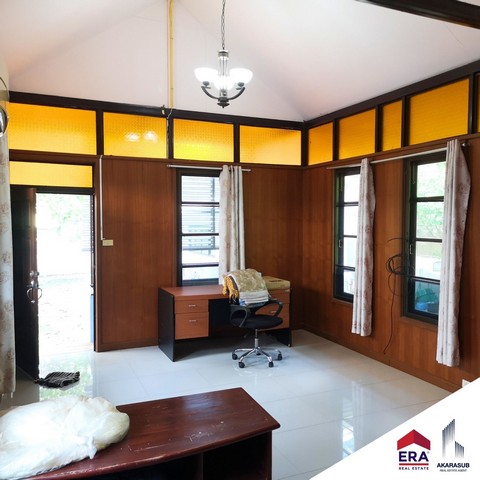 ขายที่ดินพร้อมอาคารโชว์รูม โกดังสินค้า และบ้าน 5หลัง (ทำรีสอร์ทได้) ติดถนนทางหลวงเลข12 ใกล้ทรัพย์ไพรวัลย์รีสอร์ท ฝั่งขาไปเพชรบูรณ์