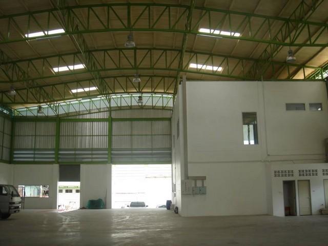 ให้เช่าโกดังพร้อมออฟฟิศ 1,000 ตรม. ย่านลาดกระบัง ประเวศ วงแหวน-อ่อนนุช ใกล้สนามบินสุวรรณภูมิ