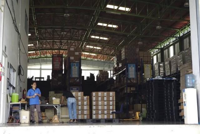 ให้เช่าโกดังพร้อมออฟฟิศ 1,000 ตรม. ย่านลาดกระบัง ประเวศ วงแหวน-อ่อนนุช ใกล้สนามบินสุวรรณภูมิ