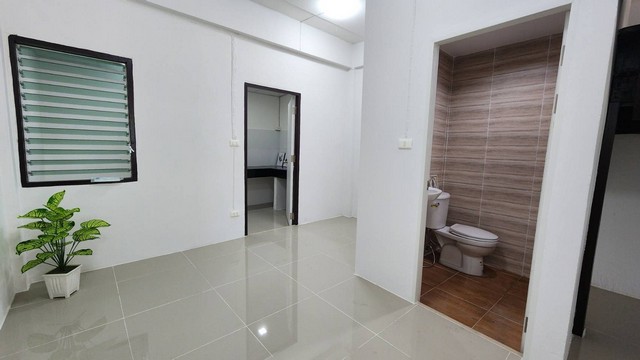 ขายหมู่บ้านนริศา ถนนบ้านกล้วย-ไทรน้อย บางบัวทอง นนทบุรี PV005