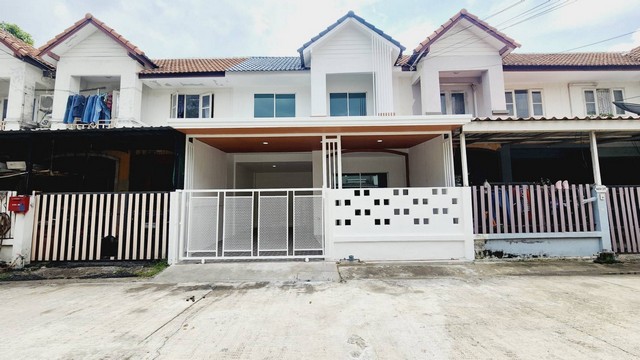ขาย หมู่บ้านพักตร์สุข  รังสิต-คลอง3 3 ห้องนอน 2 ห้องน้ำ ถนน เลียบคลอง 3 PV002