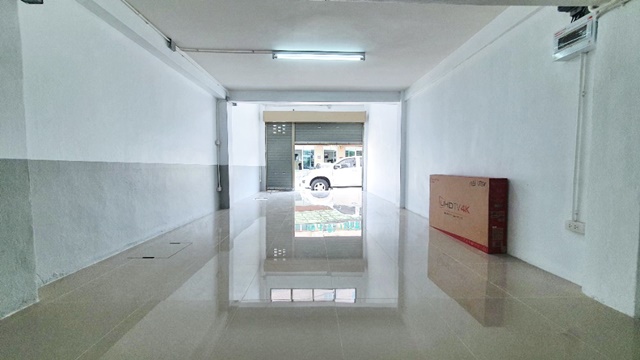 ให้เช่าอ.พาณิชย์ 3ชั้น เพชรเกษม 108-114  ปากซอย เหมาะร้านซักรีด ใกล้อพาร์ตเม้นท์ 