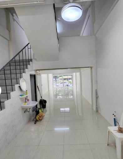 ให้เช่าพื้นที่ชั้น 1 ขนาด 50 ตรม.ใกล้รถไฟฟ้า สถานี ม.เกษตร 