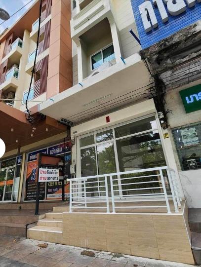 ให้เช่าพื้นที่ชั้น 1 ขนาด 50 ตรม.ใกล้รถไฟฟ้า สถานี ม.เกษตร 