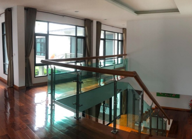 ขาย บ้านเดี่ยว2 ชั้น พุทธมณฑลสาย3 บุษราคัม เรสซิเดนซ์  เนื้อที่ 161 ตรว 300 ตรม มี 3 นอน 5 น้ำ ตกแต่งหรู สภาพใหม่มาก