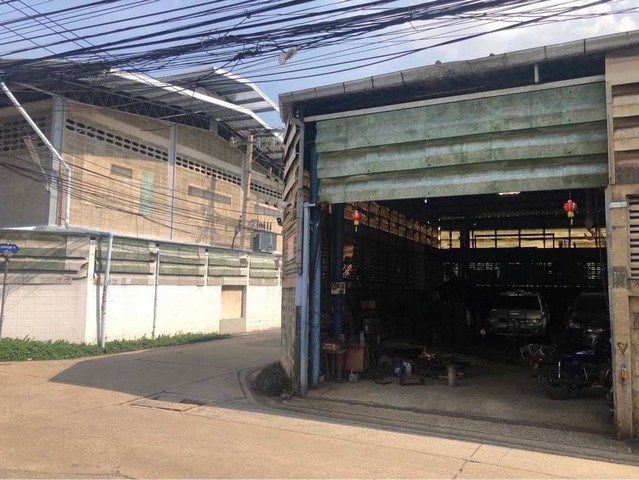 ขายด่วน โรงงาน บนเนื้อที่100ตร.วา ถ.ประชาอุทิศ 16 อยู่กลางซอย ทุ่งครุ กรุงเทพฯ ZC030
