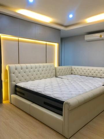 ขายโฮมออฟฟิศ 4 ชั้น แปลงมุม สไตล์ โมเดิร์น ย่านแจ้งวัฒนะ ตรงข้ามเมืองทองธานี 