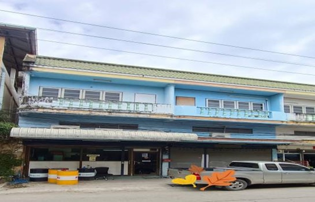 ปทุมธานี ตลาดไท  ตลาดไอยรา ให้เช่าอาคารพาณิชย์ 2 ชั้นครึ่ง 2 คูหา พร้อมอยู่ 1แอร์  โลตัส บิ๊กซีนวนคร นิคมอุตสาหกรรมนวนคร