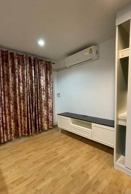  ให้เช่าและขายทาวน์โฮม 3 ชั้น บ้านกลางเมือง ลาดพร้าว-เสนา 1 ลาดปลาเค้า 12 มี 3 นอน 3 น้ำ