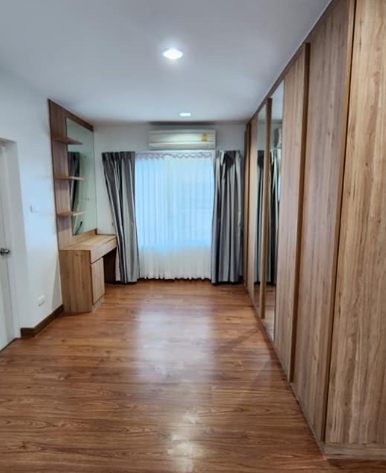 ขายทาวน์โฮม3 ชั้น  SPACE ลาดพร้าว80 เหม่งจ๋าย ขนาด 25 ตรว. พื้นที่ใช้สอย 201 ตรม. 