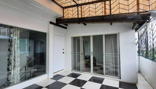  ให้เช่าทาวน์โฮม4ชั้นวราธรวิลล์ พัฒนาการ 44 สวนหลวง เนื้อที่ 31 ตรว 5 นอน 4 น้ำ