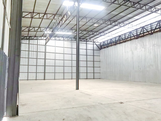 ตลาดเซฟวัน บิ๊กซี โคราช ถูกที่สุดใน3โลก ให้เช่า โกดัง รับรถเทเลอร์ขนาดใหญ่ นครราชสีมา 500 ตรม. 5ไร่  ถนนหลวง 304 มิตรภาพ 69 บาทต่อตรม.