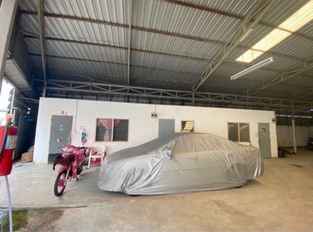 ขายโกดังพร้อมที่พักอาศัย ประชาอุทิศอุทิศ 69 ทำเลดี ทำเลทอง เดินทางสะดวก เหมาะแก่การอยู่อาศัยหรือลงทุนเพื่อธุรกิจก็ดี 