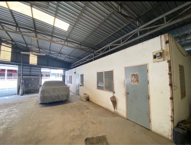 ขายโกดังพร้อมที่พักอาศัย ประชาอุทิศอุทิศ 69 ทำเลดี ทำเลทอง เดินทางสะดวก เหมาะแก่การอยู่อาศัยหรือลงทุนเพื่อธุรกิจก็ดี 