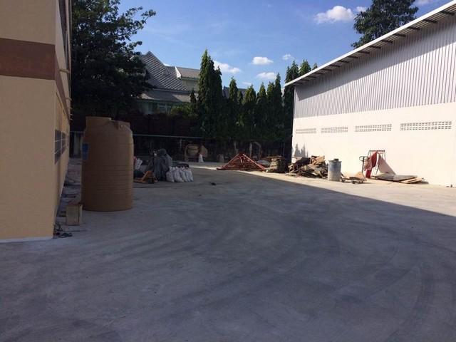 ให้เช่าอาคาร พร้อมโกดัง เนื้อที่ประมาณ 1 ไร่ ย่านบางหว้า เขตภาษีเจริญ