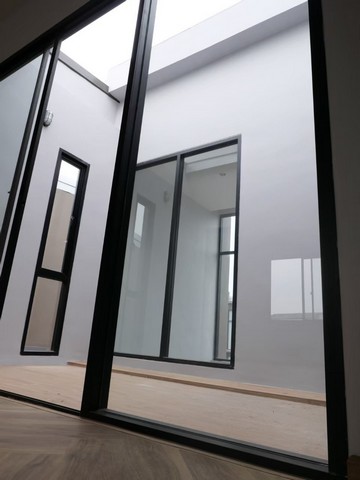  ให้เช่าThe Pride สุขุมวิท 77 (ซ. อ่อนนุช 30) Home Office สไตล์ Modern ที่จอดรถของตัวอาคาร 4 คัน