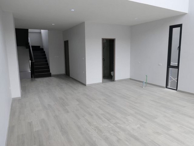 ให้เช่าโฮมออฟฟิศ 5 ชั้น 370 ตร.ม. The Pride สุขุมวิท 77 อ่อนนุช 30 สไตล์ Modern Luxury Loft